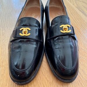 Authentic Chanel Loafer, black patent leather, size 38 EU